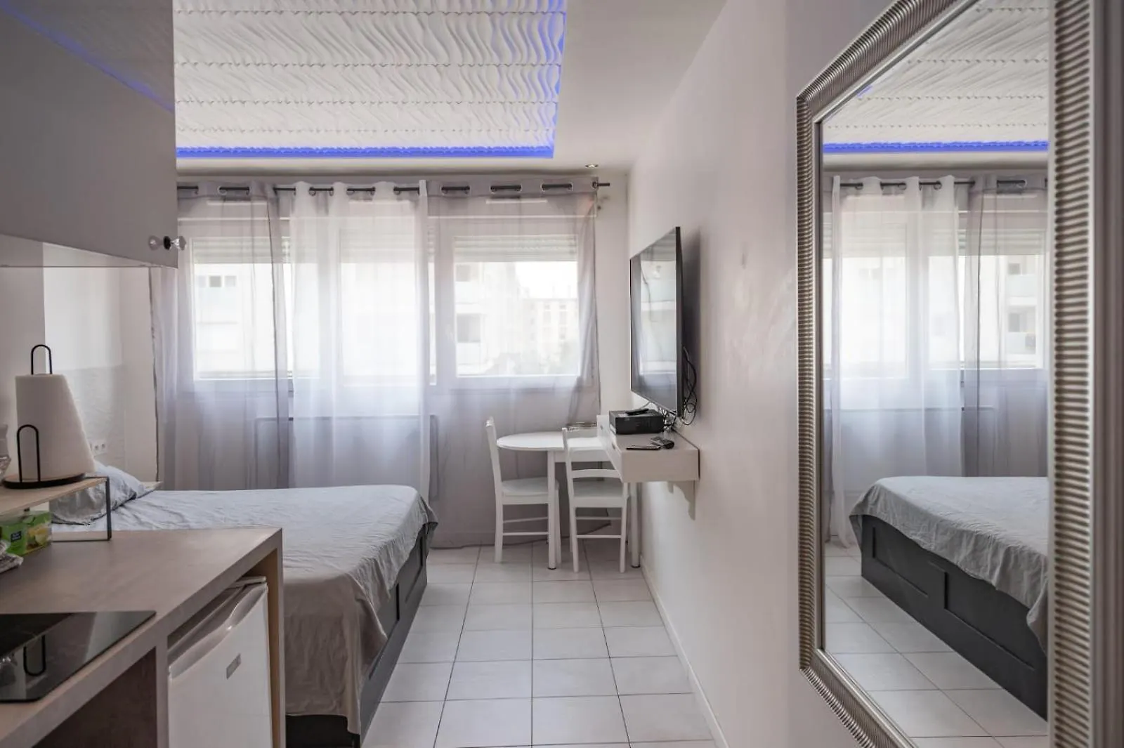 Bron Centre Appartement Meuble Avec Jacuzzi